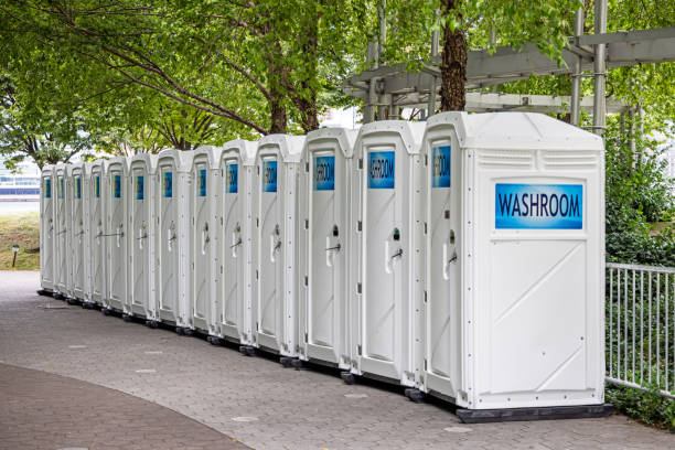 Best Porta potty delivery and setup  in Fox Island, WA