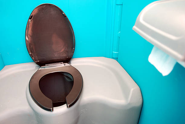 Best Portable bathroom rental  in Fox Island, WA